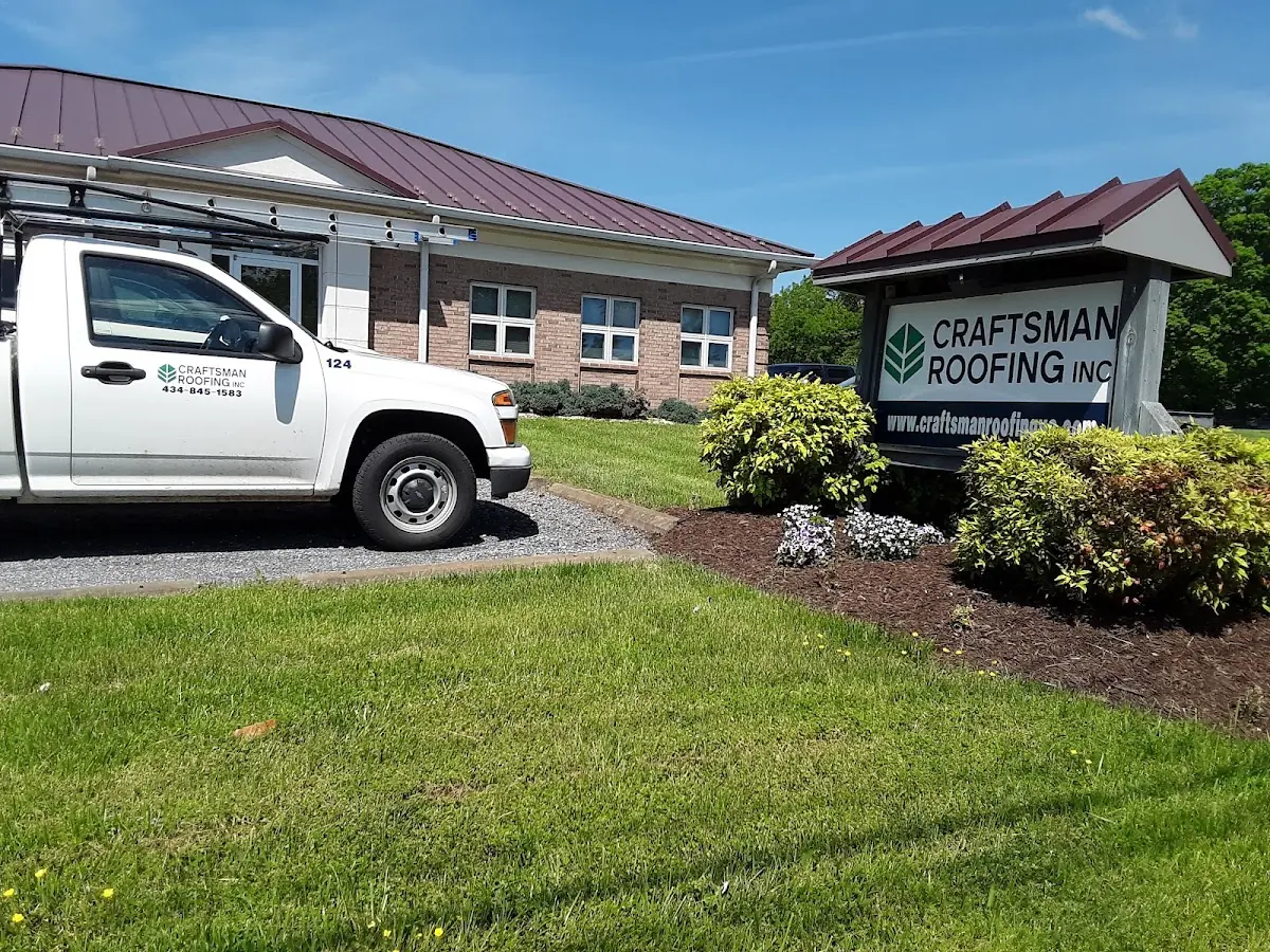 Quality Roof Replacement by experienced craftsmen in Haleyville